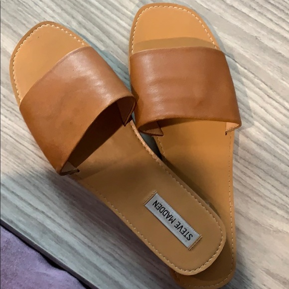 Steve Madden brown Sandals - Picture 1 of 2